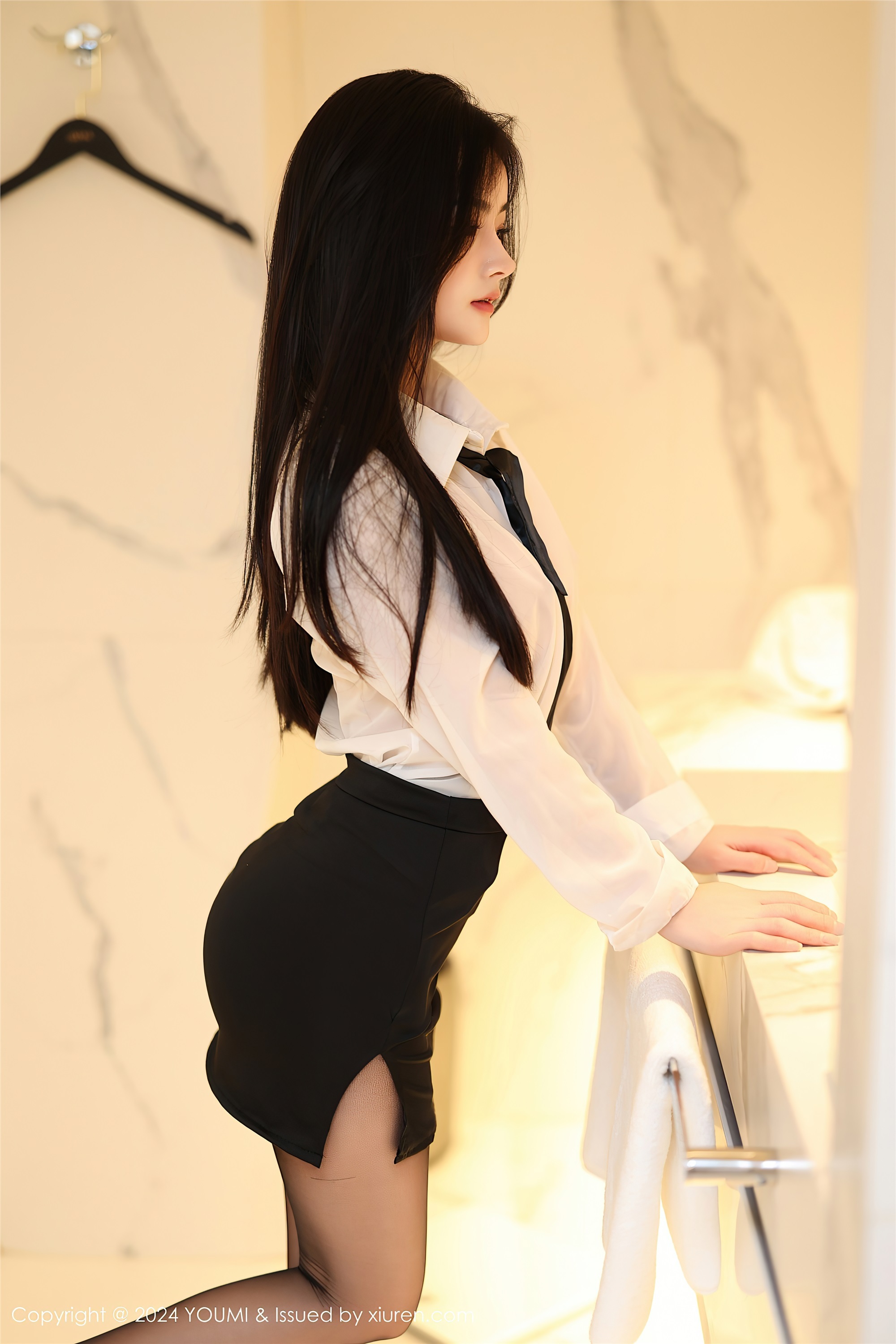 YouMi尤蜜荟 2024.04.12 VOL.1050 谭小灵